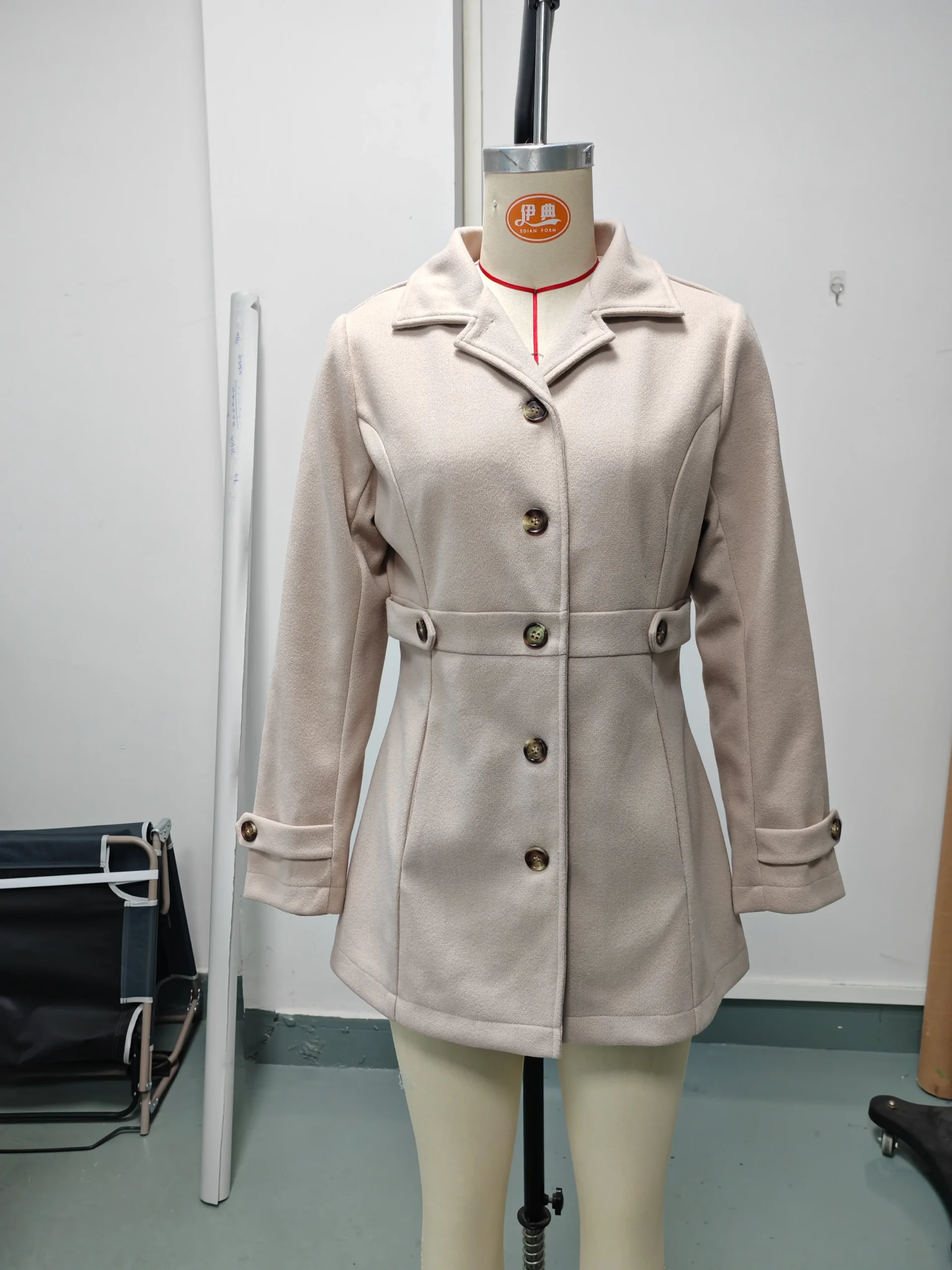 Autumn/Winter New Cross-Border Women's Fashion Flattering Loose-Fit Notched Lapel Single-Row Multi-Button Mid-Length Wool Blazer